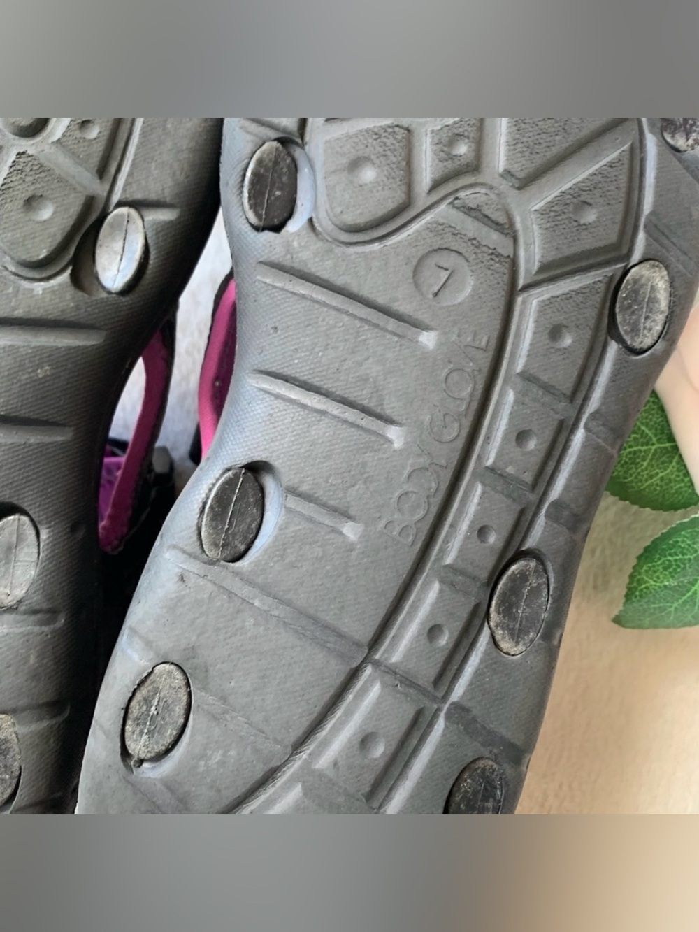 Body Glove Women’s Trek Sandals - Picture 10 of 11